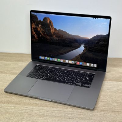 Macbook Pro 16″ 2019 | 16″ Retina | Intel i7 | 16 GB RAM | 512 GB SSD | Radeon Pro 5300M 4 Gb | macOS Sequoia |