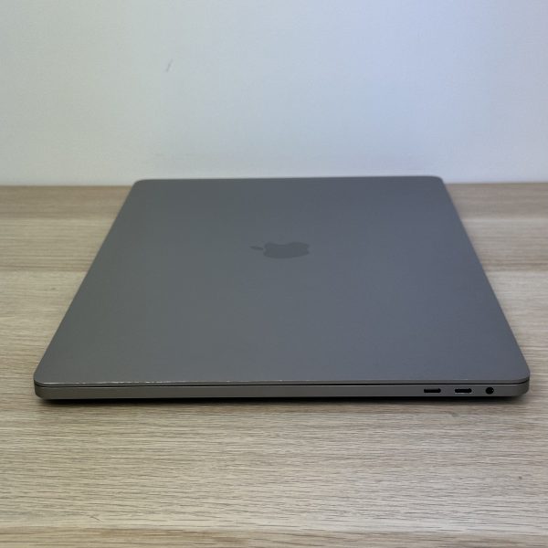 Macbook Pro 16" 2019 | 16" Retina | Intel i7 | 16 GB RAM | 512 GB SSD | Radeon Pro 5300M 4 Gb | macOS Sequoia | - Зображення 11