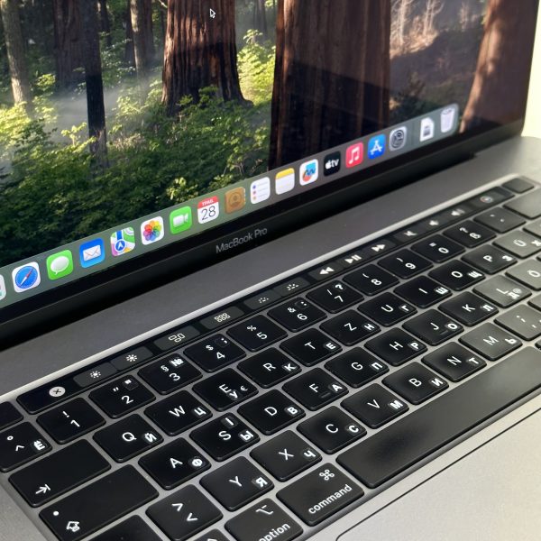 Macbook Pro 16" 2019 | 16" Retina | Intel i7 | 16 GB RAM | 512 GB SSD | Radeon Pro 5300M 4 Gb | macOS Sequoia | - Зображення 7
