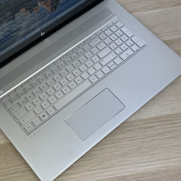 HP Envy 17-ae1xx | 17,3" FHD | Intel i5 | 16 GB RAM | 256 GB SSD + 500 GB SSD | Nvidia MX 150 | Windows 11 | - Зображення 4