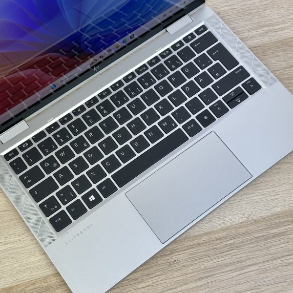 Сенсорний трансформер HP EliteBook 1030 G7 | 13,3 FHD Touch | Intel i5 10 Gen | 8 GB DDR4 | 256 GB SSD | Windows 11 | - Зображення 5