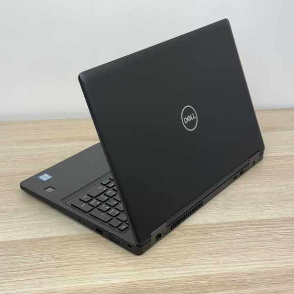 Dell Latitude 5590 | 15,6 FHD Сенсорний | Intel i5 8 Gen | 16 GB DDR4 | 256 GB SSD | Windows 11 Pro | - Зображення 8
